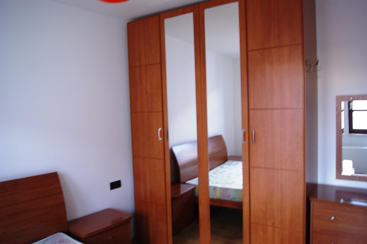 Hotel Prizreni Kültér fotó
